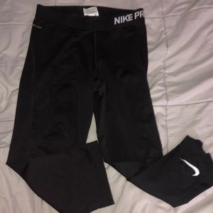 black dri-fit nike half leggings